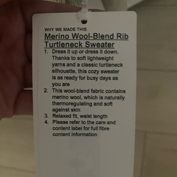 Never worn lululemon sweater! Sold out online 🤗🤗 - Picture 4 of 4